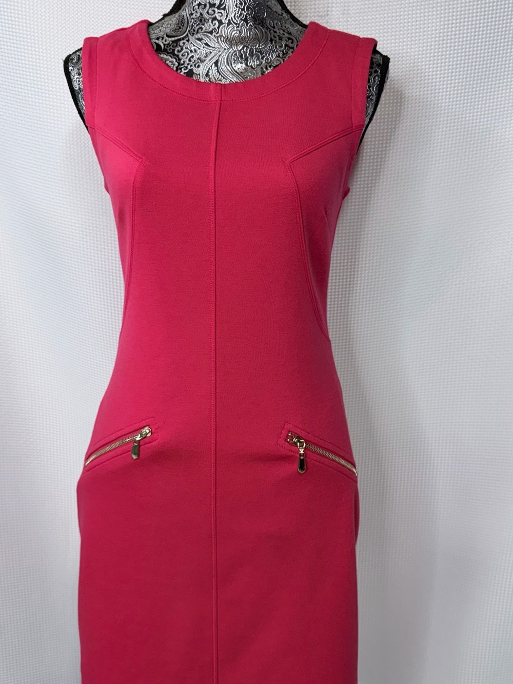 Laundry By Shelli Segal Hot Pink Sleeveless Sheath Dress with Zip Pockets